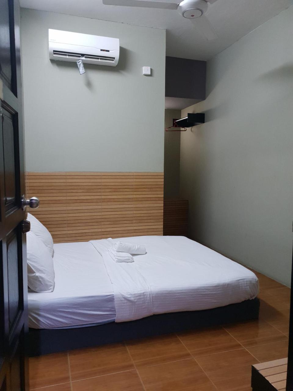 Qing Yun Rest House Gadong 1St Branch Kampong Gadong ภายนอก รูปภาพ